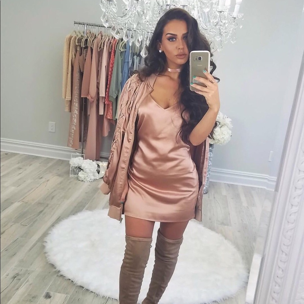 NWT Sz 8 Carli Bybel Missguided Satin Taupe Jacket